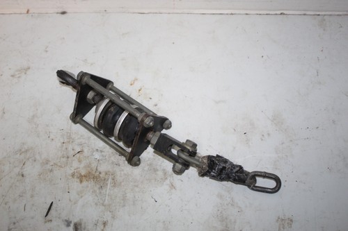 Chain limiter droop - chain, lr