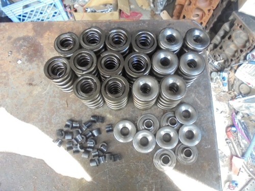 Valve springs retainers - valve, locks